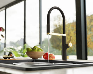 Mitigeur de cuisine Luisina, bec pivotant graphite mat PVD avec douchette mobile double jet